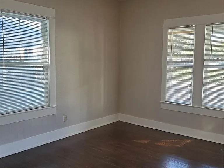 1325 Hurley Ave — Photo 16