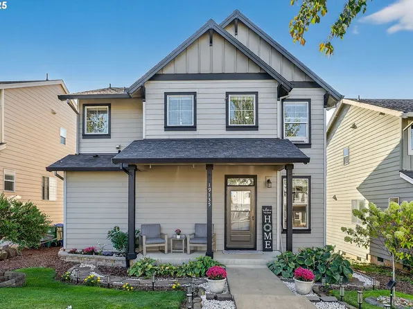 19135 Village Blvd, Sandy, OR 97055