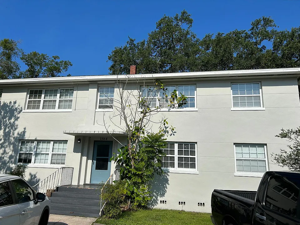 1564 Flagler Ave #4