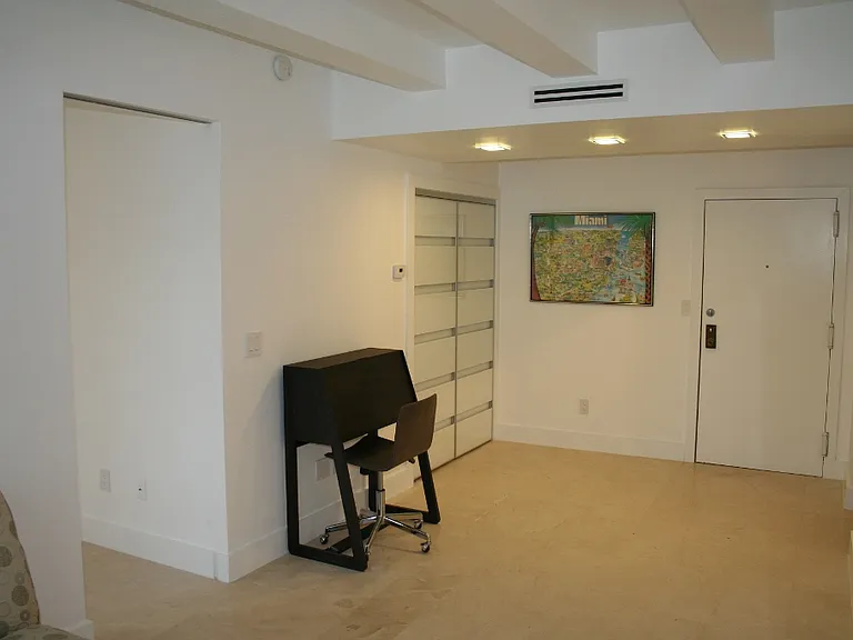 1390 Ocean Dr #402 — Photo 18
