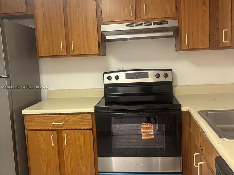 19715 SW 114th Ave #352 — Photo 3
