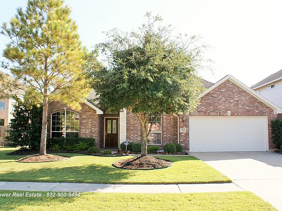2nd image of 715 River Delta Ln