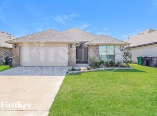 9028 NW 142nd St, Yukon, OK 73099