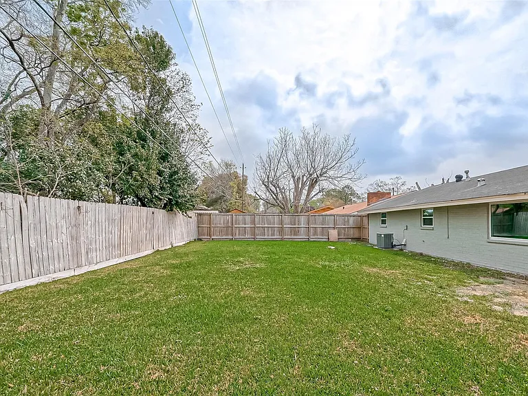 4418 Knotty Oaks Trl — Photo 48