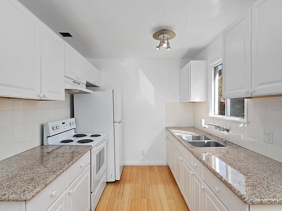 5th image of 1024 14th St APT C