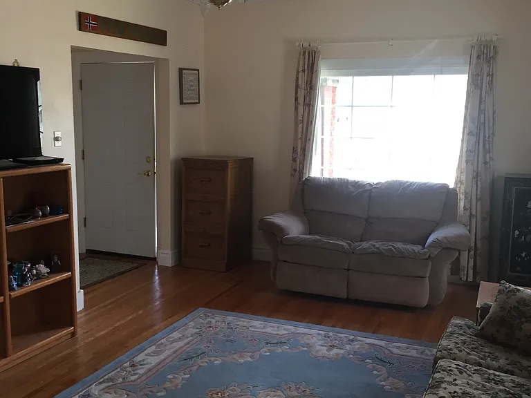 231 Taylor St — Photo 2