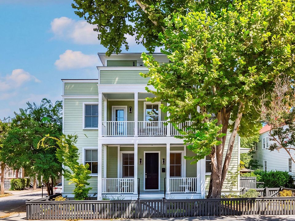 1st image of 246 Rutledge Ave
