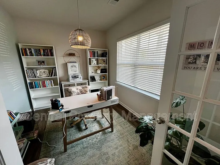 27 Oak Edge Ln — Photo 4
