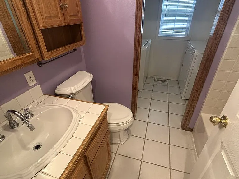 703 Barclay Hills Dr — Photo 16