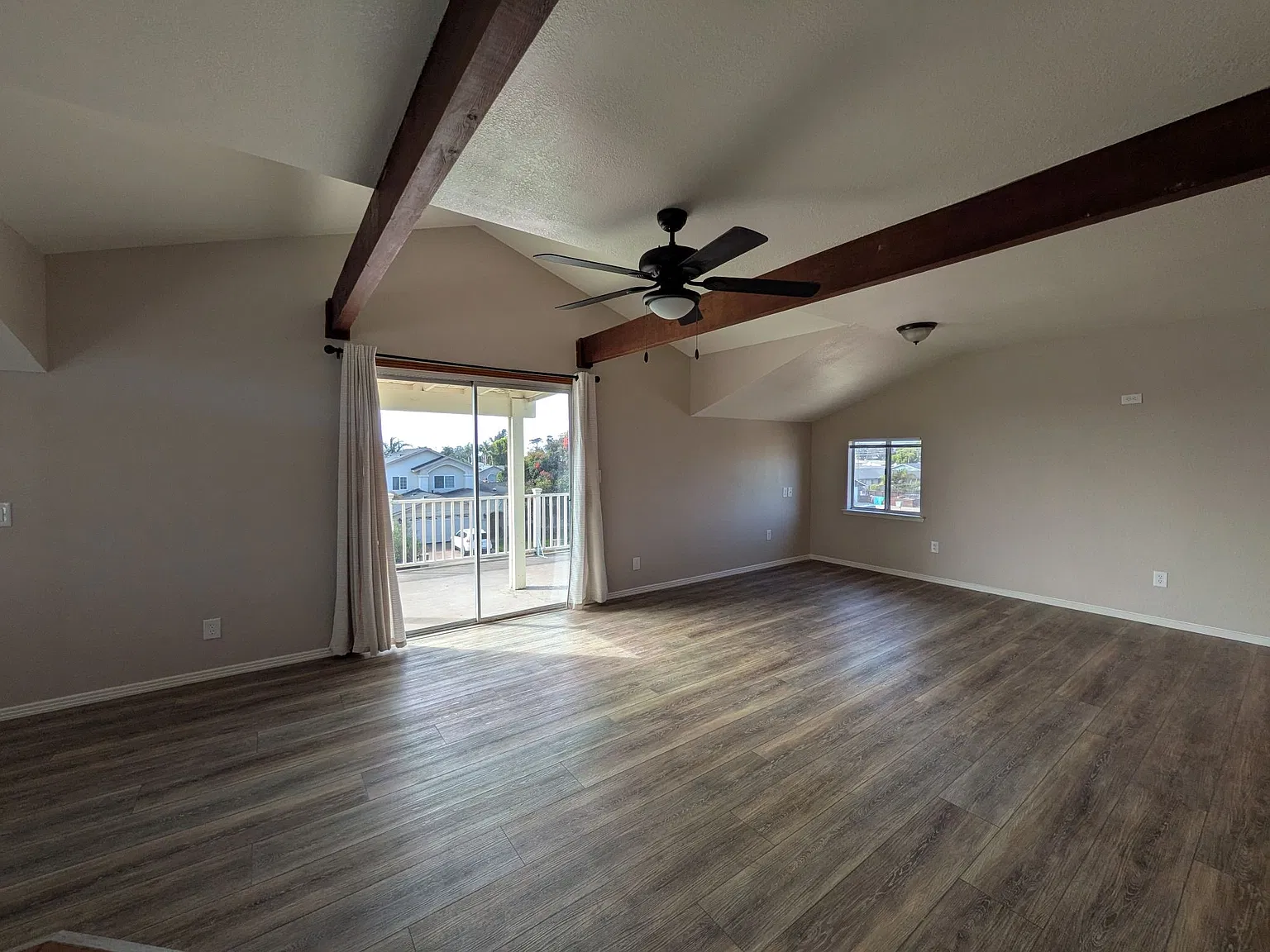 1 bed, $2,100 — Photo 4