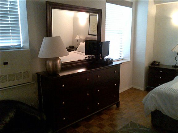 5th image of 150 W 51st St #18-8