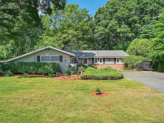 2nd image of 78 Lynn Rd