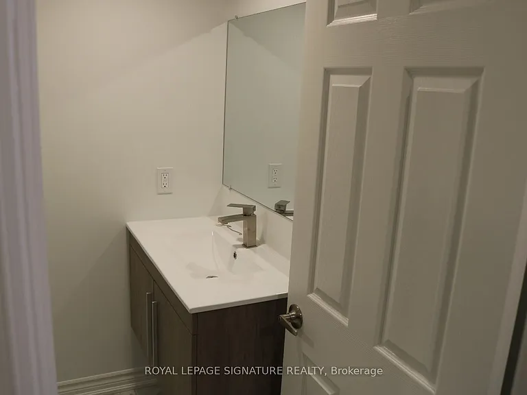 58 Bremner St #BASEMENT — Photo 16