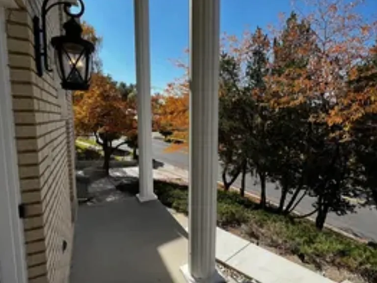 1001 S Lakeview Dr — Photo 4