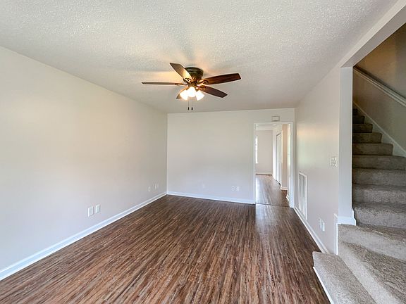 5th image of 278 Harold Dr