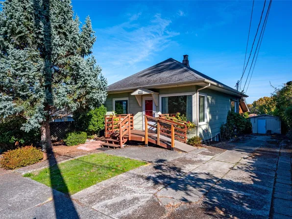 4434 28th Place W, Seattle, WA 98199