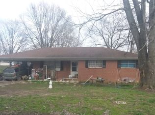 548 Peach Rd, Dyersburg, TN 38024