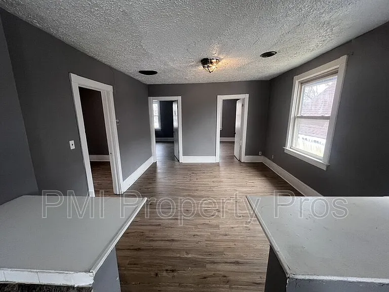 2945 N 23rd St — Photo 29