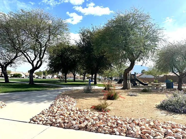 78780 Birchcrest Cir — Photo 32