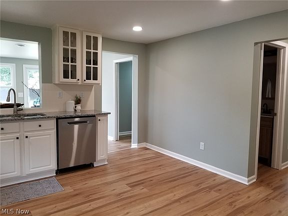 5th image of 4114 Buchtel Ave NE