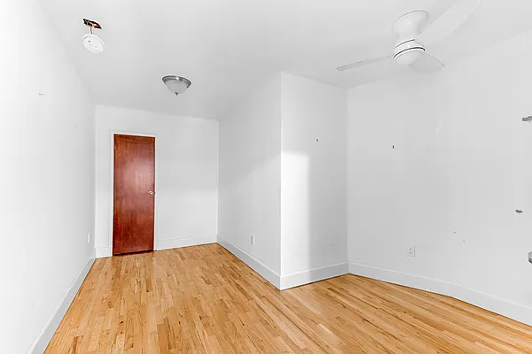 Rented by Compass | media 23