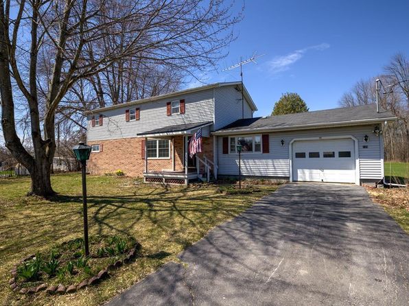 Plattsburgh NY Single Family Homes For Sale - 23 Homes | Zillow