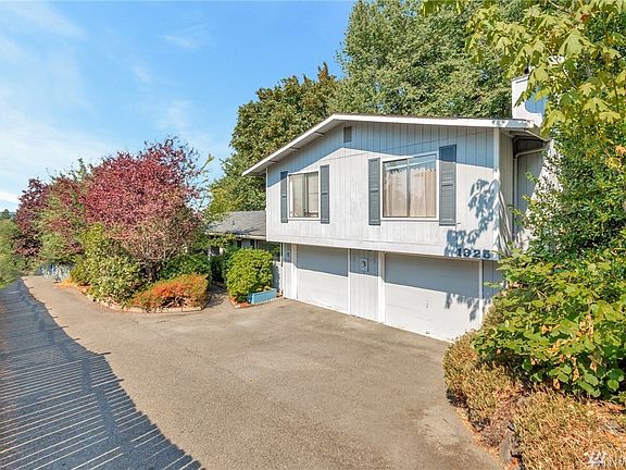 2nd image of 1921 To 1925 Sunset Dr W