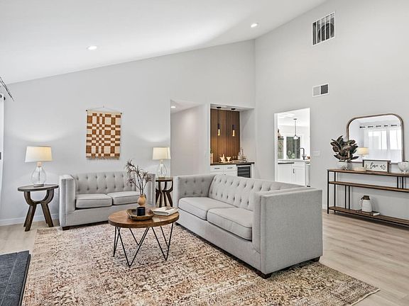 4th image of 373 Sposito Cir