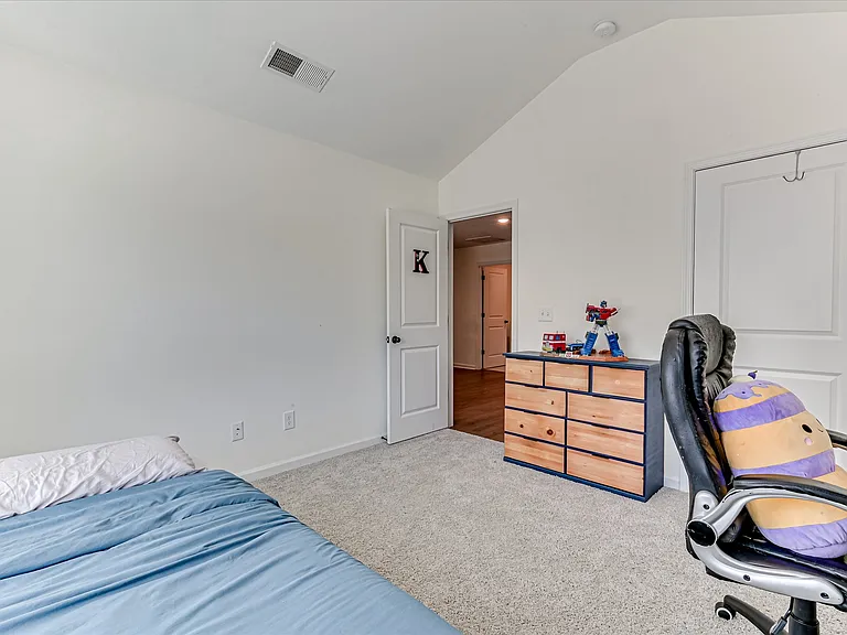 251 Haverford Dr — Photo 22