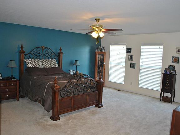3rd image of 3337 Belgreen Dr
