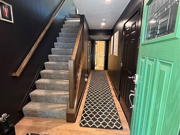 3rd image of 2257 City View Dr