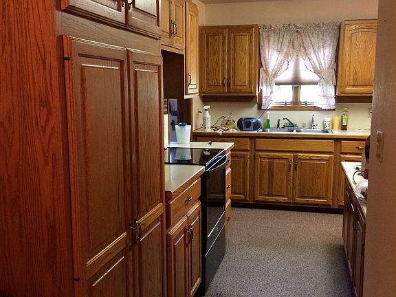 Kitchen with large panty