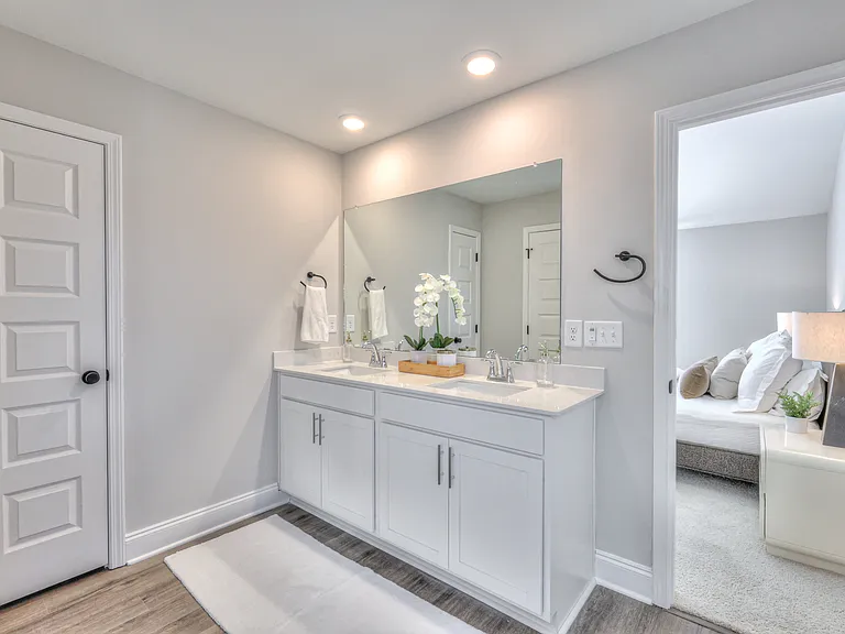 2762 Residences — Photo 31