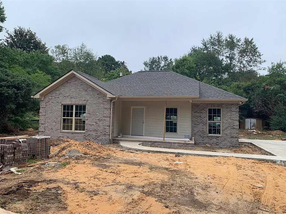1st image of 108 Brookhaven Dr