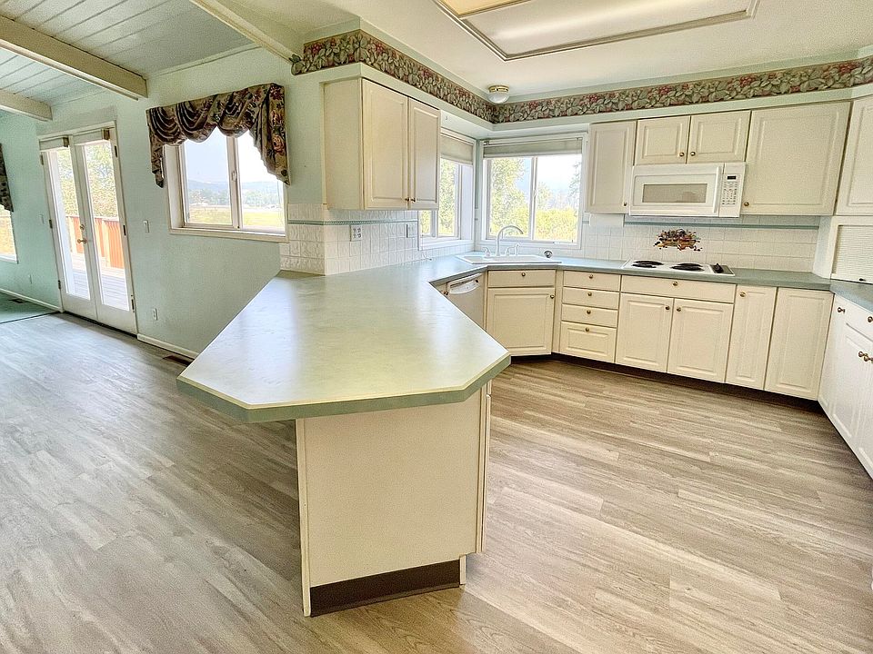 2115 Highway 395 S Chewelah, WA, 99109 Apartments for Rent Zillow