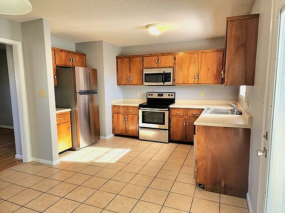 5th image of 1780 Cherry Point Ct