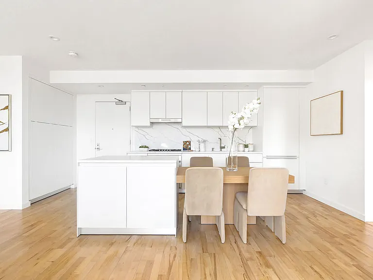 346 Congress St #703 — Photo 5
