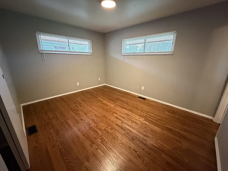 8862 Zodiac Dr — Photo 10