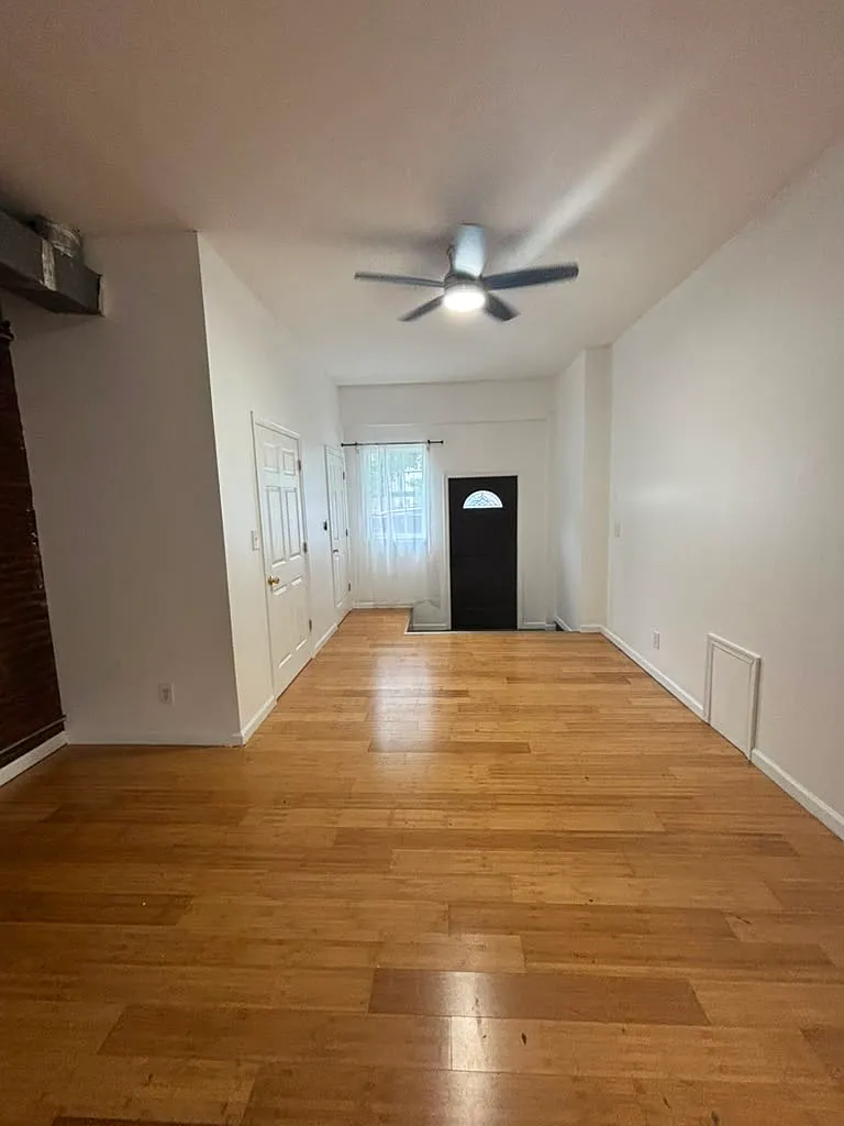 Studio, $1,500 — Photo 4