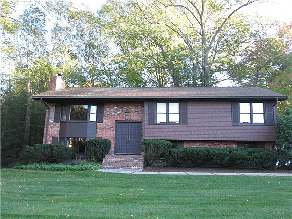 2nd image of 84 Woodland St