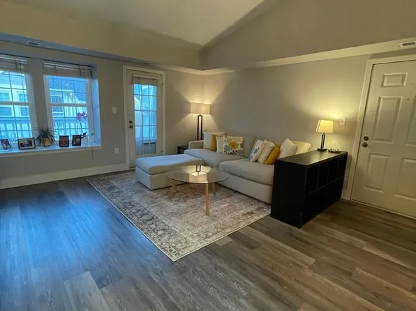 4527 28th Rd S APT D, Arlington, VA 22206