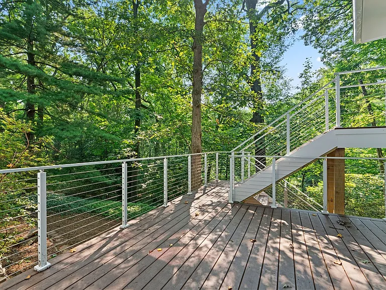 109 Devon Ct — Photo 42