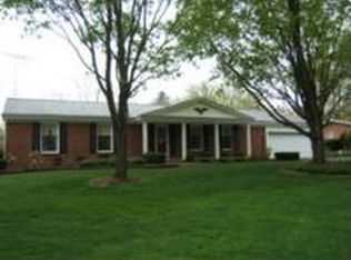 6738 Sandalwood Dr, Mayfield Village, OH 44143