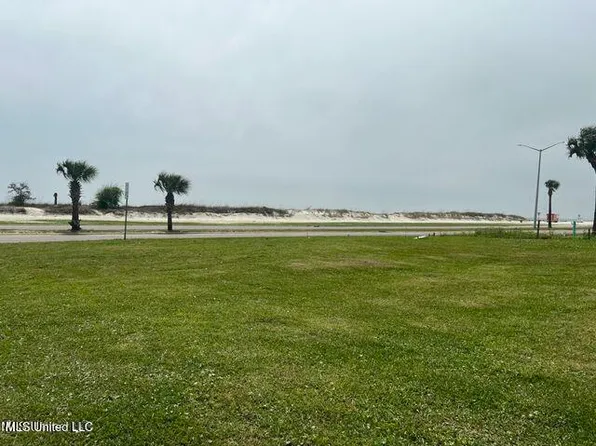 1604 Beach Blvd, Biloxi, MS 39531