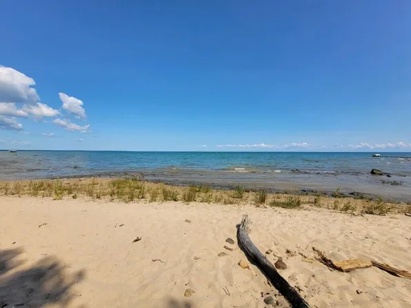 Raven Dr, Ocqueoc, MI 49759