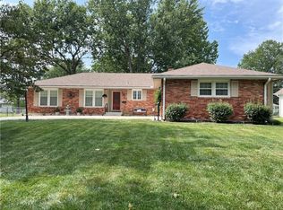 612 Pierson St, Excelsior Springs, MO 64024