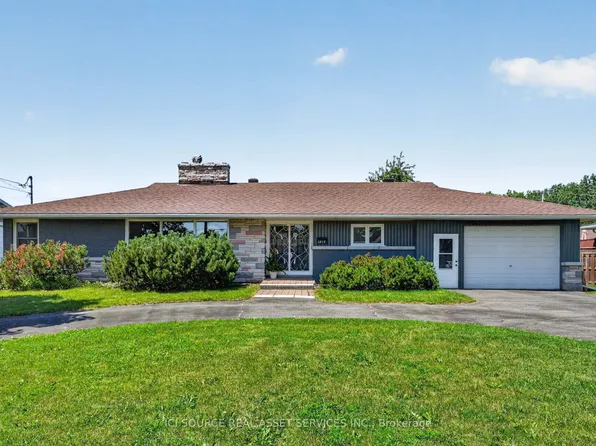 1215 Princess St, Cornwall, ON K6J 1S2