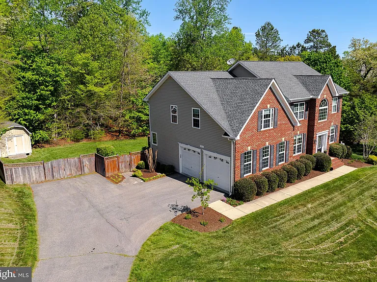 23017 Holloway Ct — Photo 59