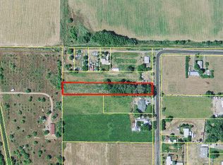 621 Hoffer Rd, Wapato, WA 98951