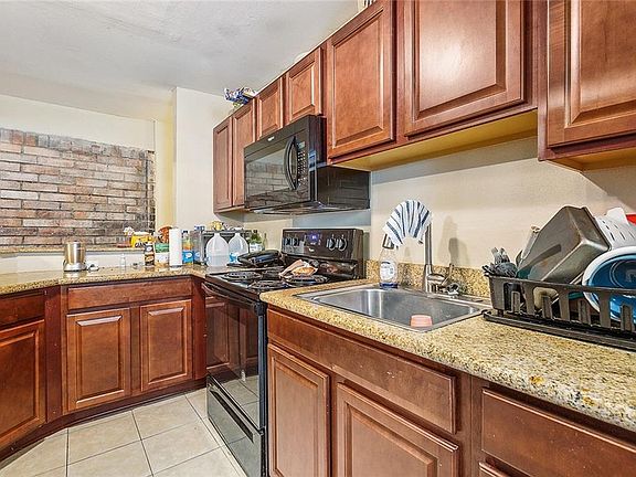 5th image of 8013 Brevard Ave